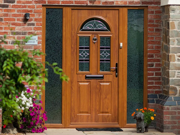 An oak effect door